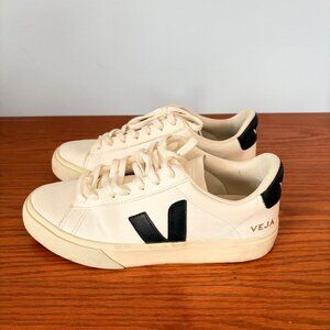 Like new Veja Campo Sneaker